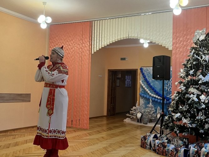 ПРАЗДНИК ДЛЯ ДЕТЕЙ В РАМКАХ НОВОГОДНЕЙ БЛАГОТВОРИТЕЛЬНОЙ АКЦИИ «НАШИ ДЕТИ» 2025 - фото 7