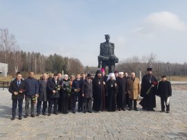 МЫ ХРАНИМ ПАМЯТЬ О ХАТЫНСКОЙ ТРАГЕДИИ