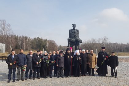 МЫ ХРАНИМ ПАМЯТЬ О ХАТЫНСКОЙ ТРАГЕДИИ